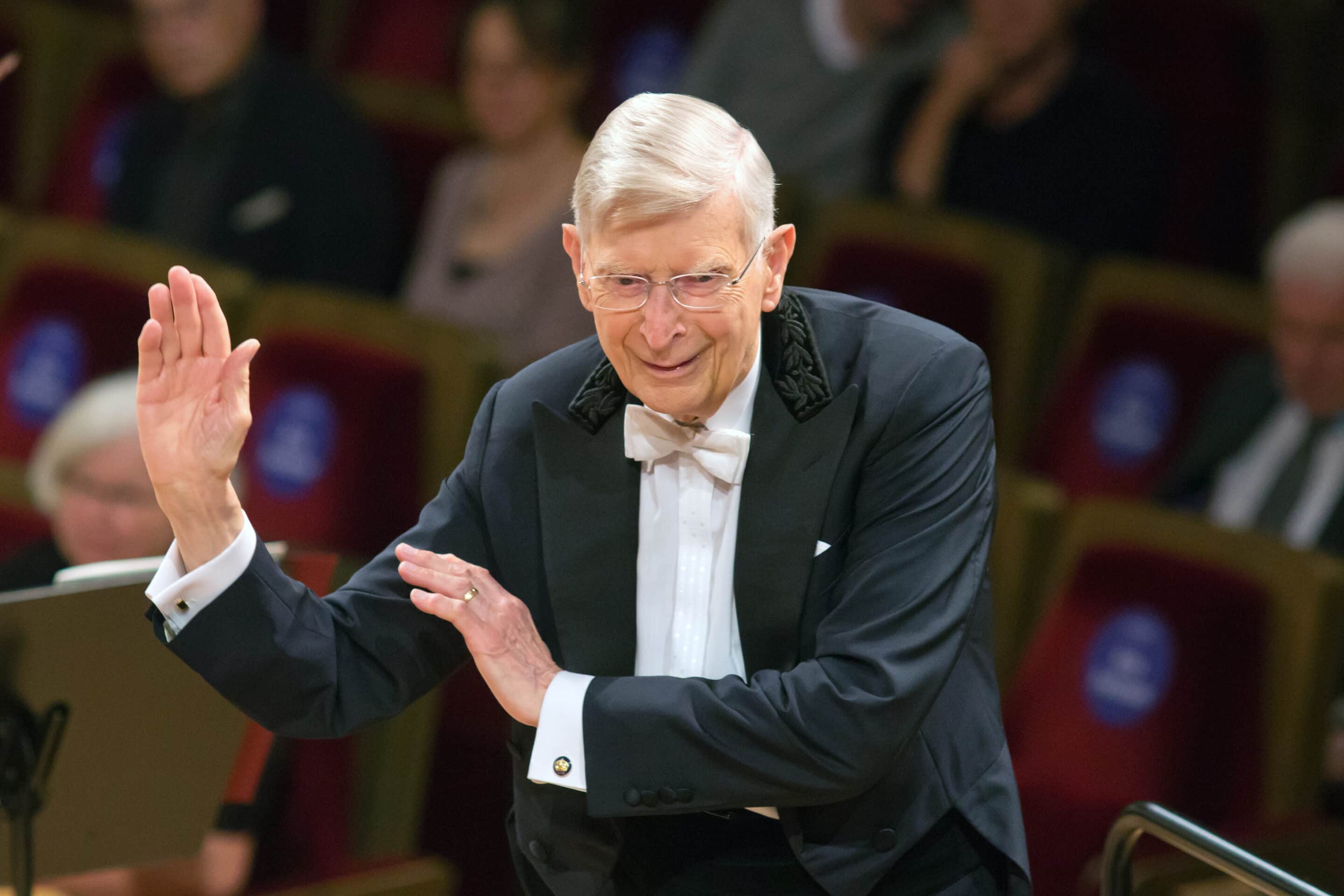 Herbert Blomstedt dirigiert Bruckners 7.