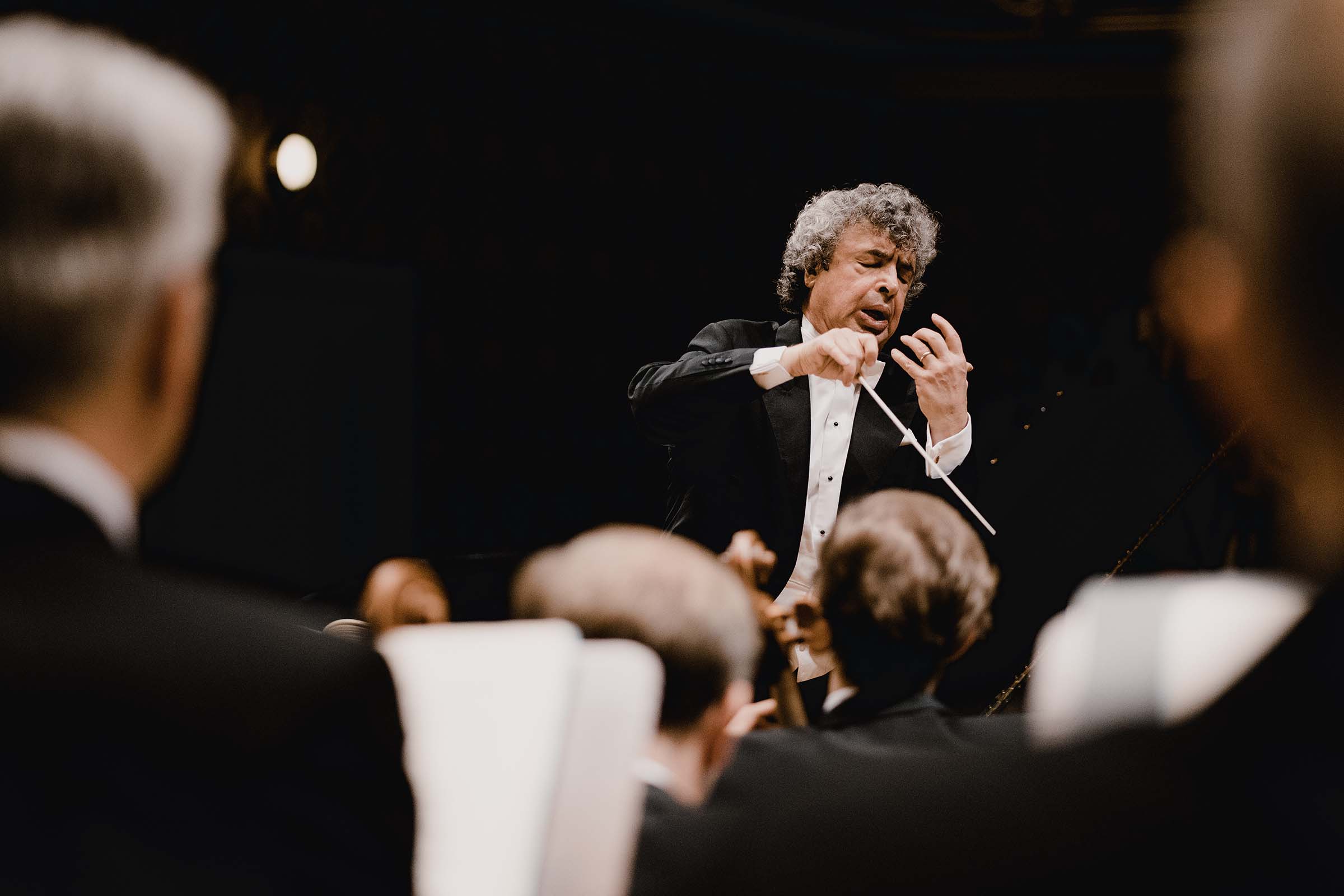 Bychkov-Czech-Phil_c-Marco-Borggreve-10