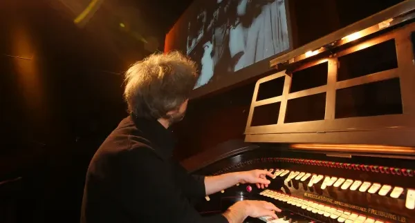 Kinoorgel_MIM_Wenzel-ebb8c10b-7eb61692@600w